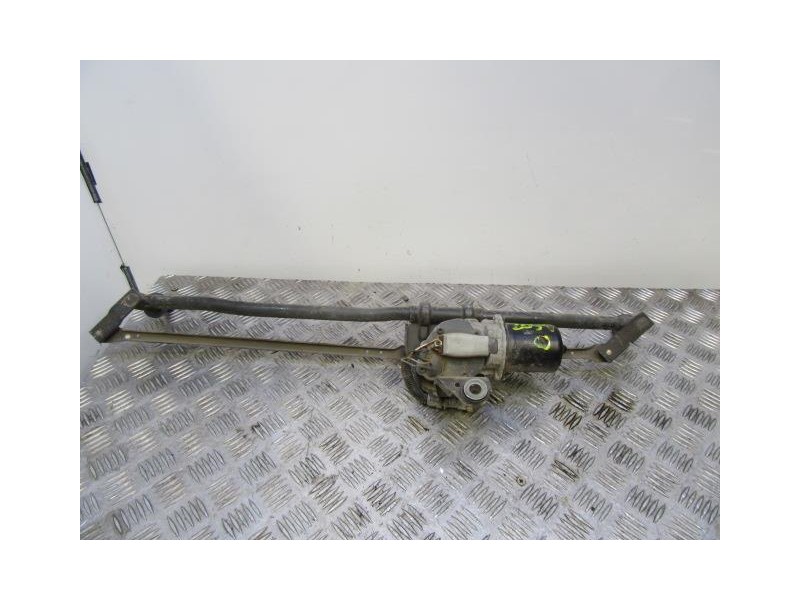 Recambio de motor limpia delantero : iveco daily : 2.3 d 35s12 (115,97cv) [2005] para iveco daily 2.3 d 35s12 referencia OEM IAM