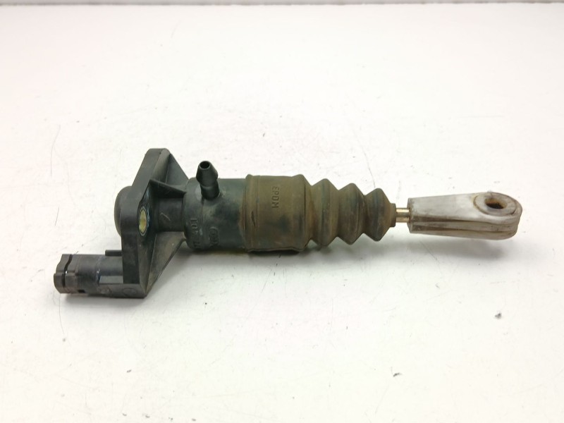 Recambio de bomba embrague para audi a4 berlina (b5) 2.5 tdi referencia OEM IAM 8E1721401  