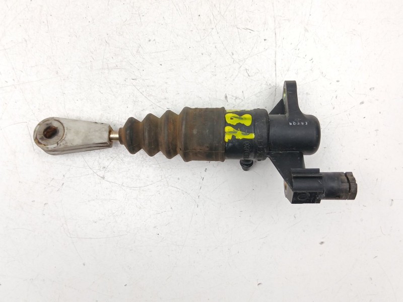 Recambio de bomba embrague para audi a4 berlina (b5) 2.5 tdi referencia OEM IAM 8E1721401  