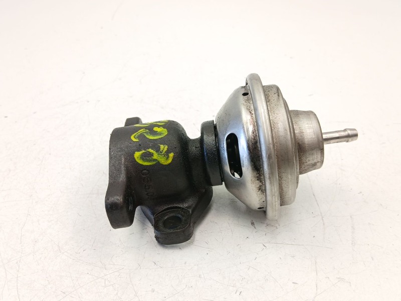 Recambio de valvula egr para audi a4 1.9 td referencia OEM IAM 028131501E  