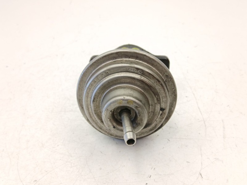 Recambio de valvula egr para audi a4 1.9 td referencia OEM IAM 028131501E  