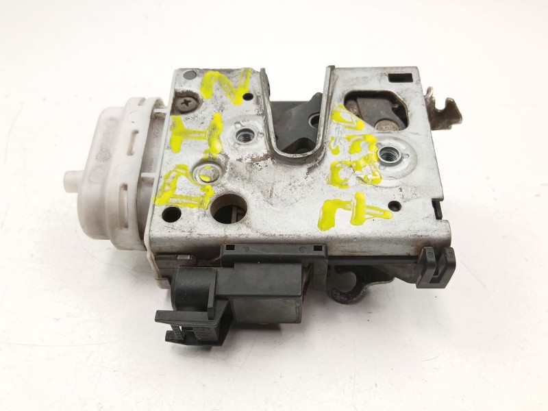 Recambio de cerradura puerta delantera izquierda para audi a4 avant referencia OEM IAM 8D1837015A  