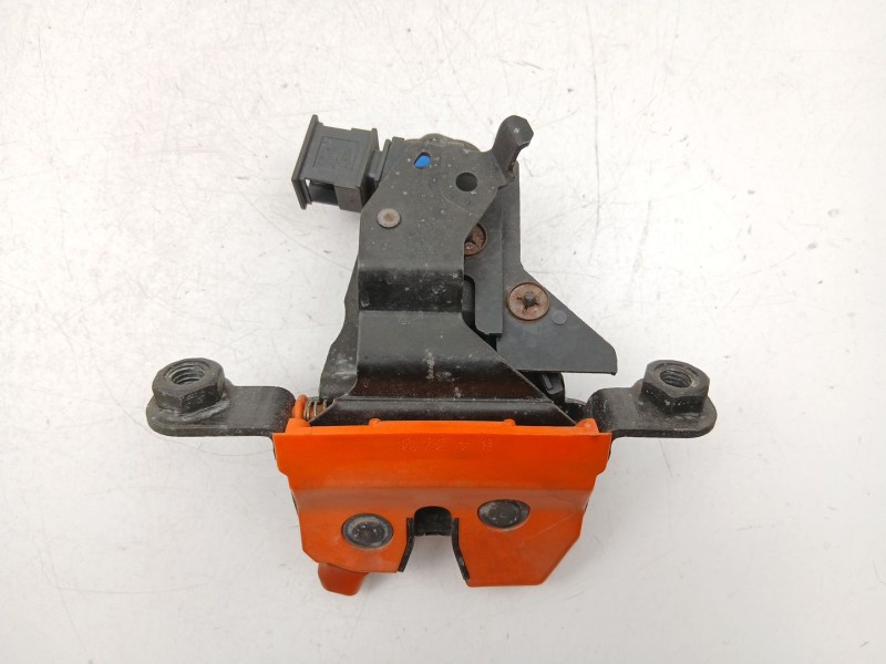 Recambio de cerradura maletero porton para skoda fabia 1.9 d referencia OEM IAM 6Y0827501D  