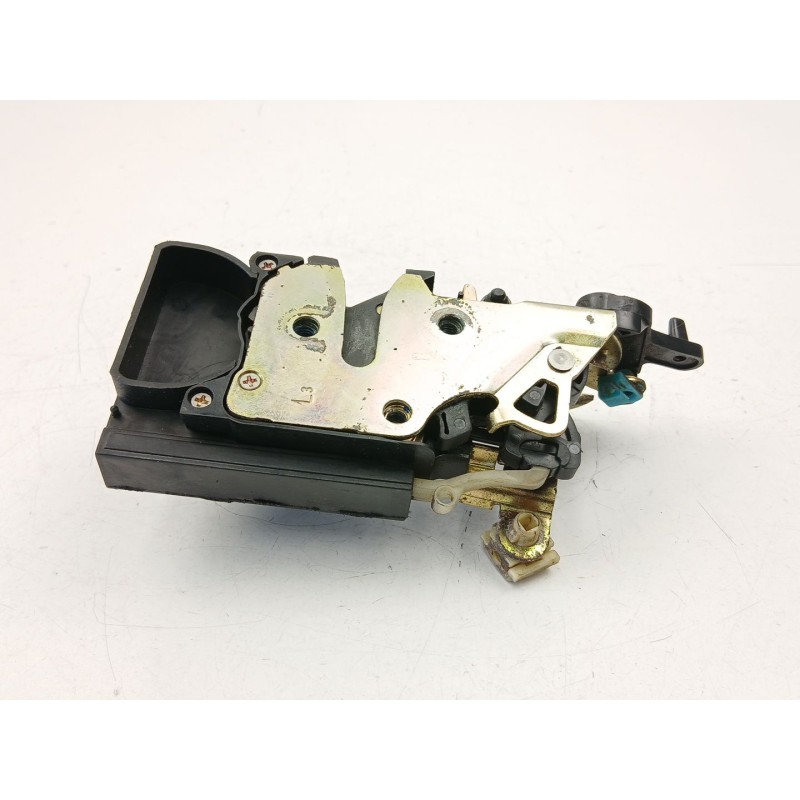 Recambio de cerradura puerta trasera izquierda para daewoo nubira sedán (j100) 1.6 16v referencia OEM IAM 96260995  