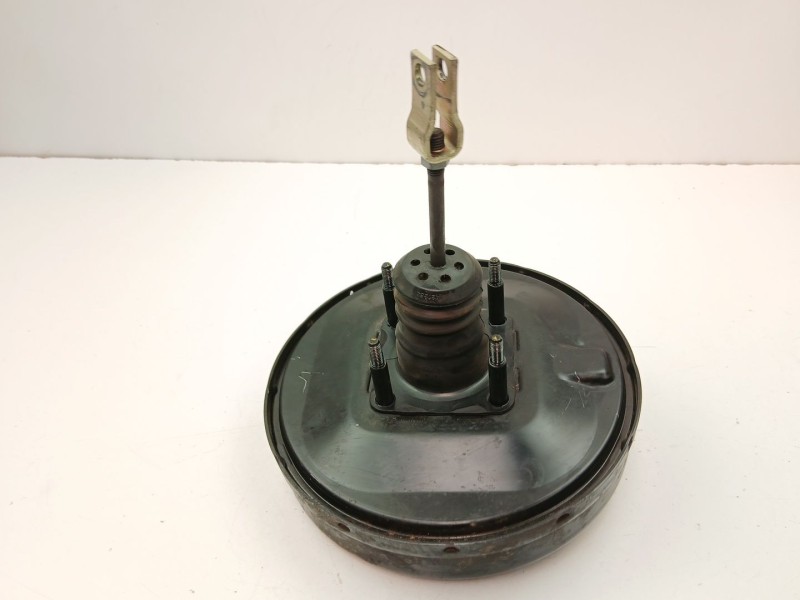 Recambio de servofreno para daewoo nubira sedán (j100) 1.6 16v referencia OEM IAM 427057  