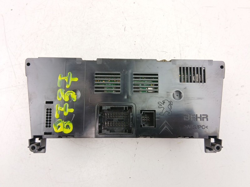 Recambio de mandos calefaccion aire para peugeot 5008 (0u_, 0e_) 1.6 hdi referencia OEM IAM 96738323XT  