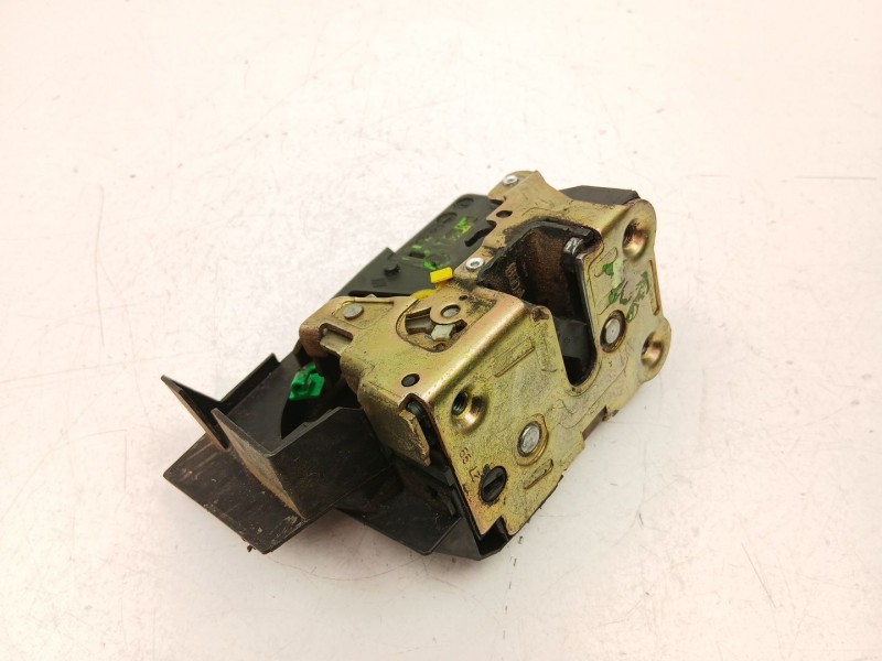 Recambio de cerradura puerta delantera izquierda para renault laguna i (b56_, 556_) 1.8 referencia OEM IAM 7701038407  