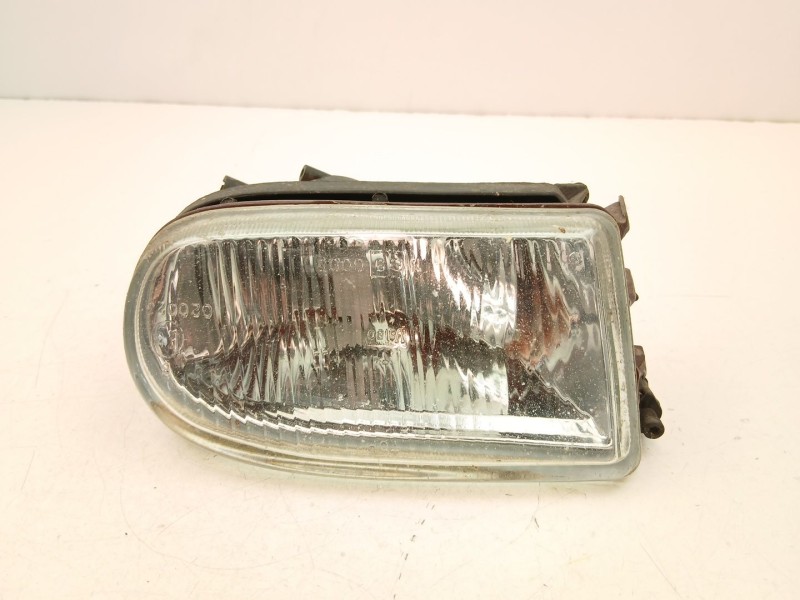 Recambio de antiniebla izquierdo para renault laguna i (b56_, 556_) 1.8 referencia OEM IAM 7701042674  