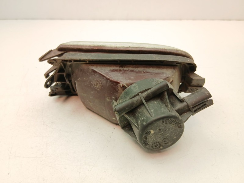 Recambio de antiniebla izquierdo para renault laguna i (b56_, 556_) 1.8 referencia OEM IAM 7701042674  