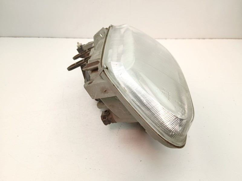 Recambio de faro izquierdo para renault laguna i (b56_, 556_) 1.8 referencia OEM IAM 7700820122  