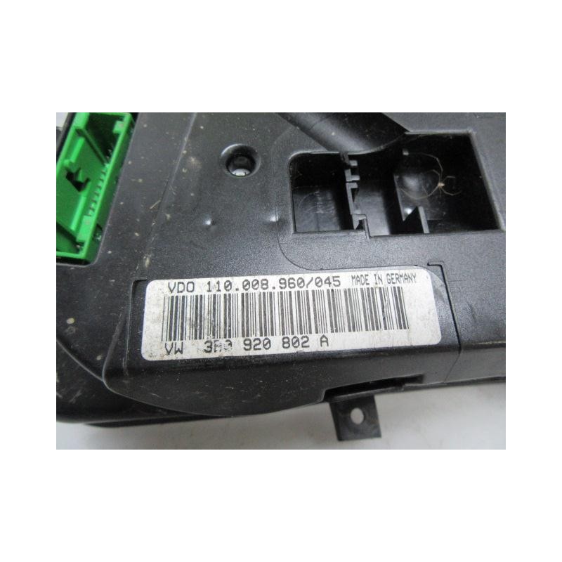 Recambio de cuadro instrumentos : volkswagen passat : 1.9 tdi -ahh (110,16cv) 4p [2000] para volkswagen passat 1.9 tdi -ahh   re