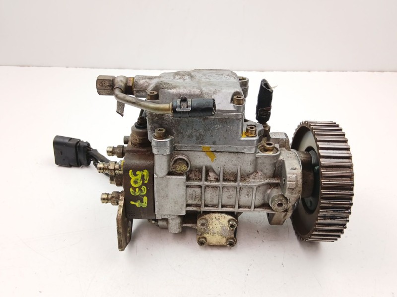 Recambio de bomba inyectora diesel para skoda fabia 1.9 d referencia OEM IAM 038130107B 0460404972 