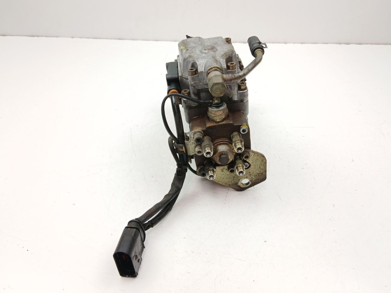 Recambio de bomba inyectora diesel para skoda fabia 1.9 d referencia OEM IAM 038130107B 0460404972 