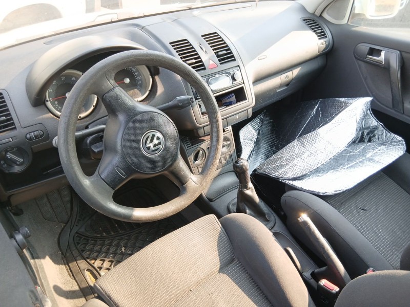 volkswagen polo (6n2) del año 2001