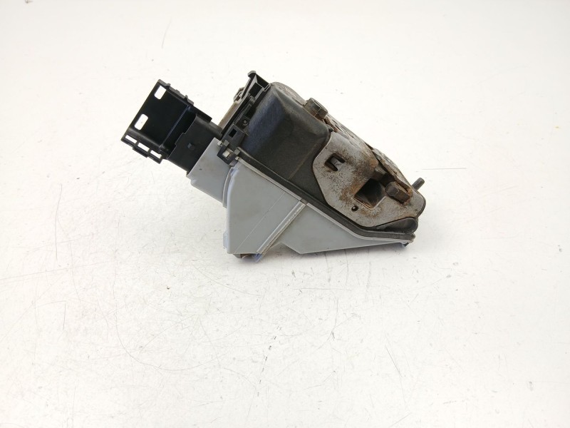 Recambio de cerradura puerta trasera izquierda para peugeot 5008 (0u_, 0e_) 1.6 hdi referencia OEM IAM 9138Y9  