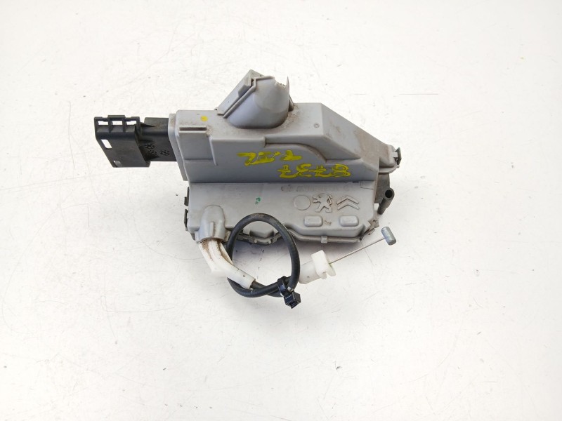 Recambio de cerradura puerta trasera izquierda para peugeot 5008 (0u_, 0e_) 1.6 hdi referencia OEM IAM 9138Y9  