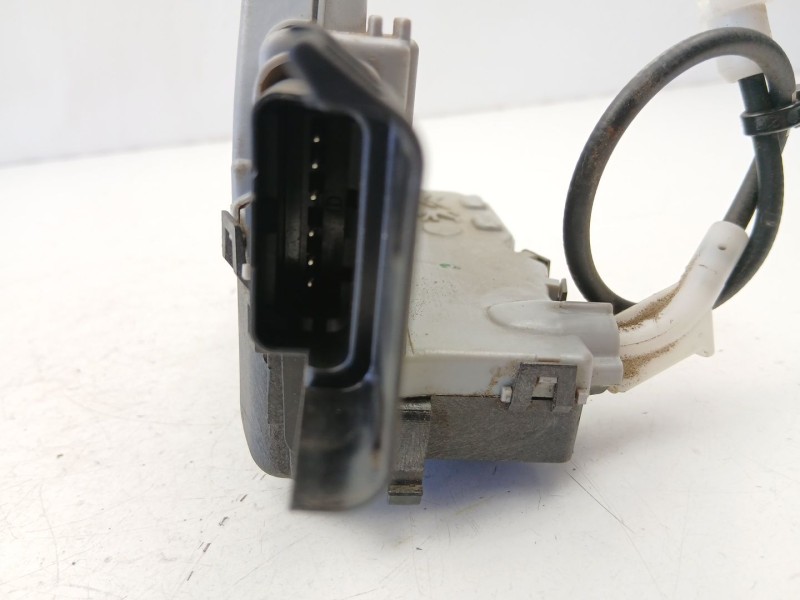 Recambio de cerradura puerta trasera izquierda para peugeot 5008 (0u_, 0e_) 1.6 hdi referencia OEM IAM 9138Y9  