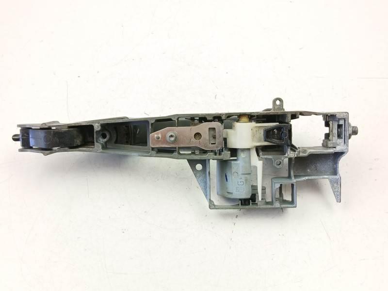Recambio de manilla delantera izquierda para peugeot 5008 (0u_, 0e_) 1.6 hdi referencia OEM IAM 9684560080  