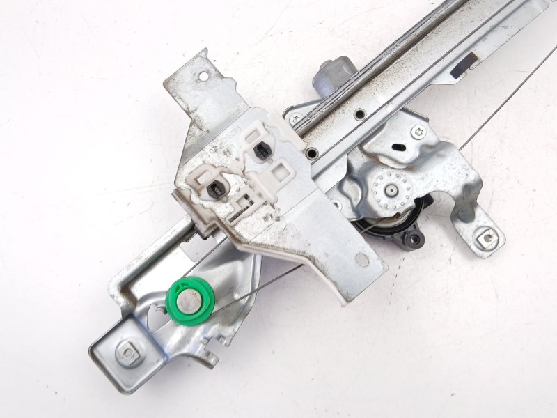 Recambio de elevalunas trasero derecho para peugeot 5008 (0u_, 0e_) 1.6 hdi referencia OEM IAM 9682808680  