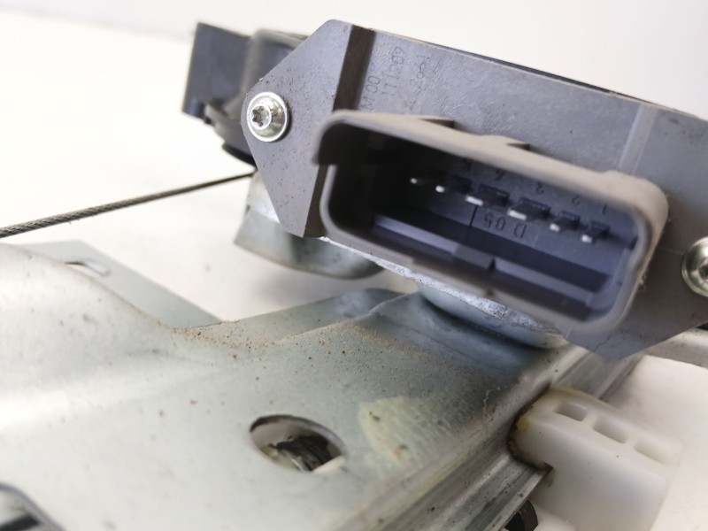 Recambio de elevalunas trasero derecho para peugeot 5008 (0u_, 0e_) 1.6 hdi referencia OEM IAM 9682808680  