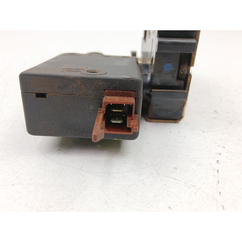 Recambio de cerradura puerta trasera izquierda para citroën saxo (s0, s1) 1.5 d referencia OEM IAM 913761  