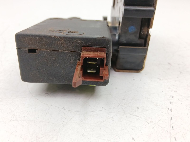 Recambio de cerradura puerta trasera izquierda para citroën saxo (s0, s1) 1.5 d referencia OEM IAM 913761  