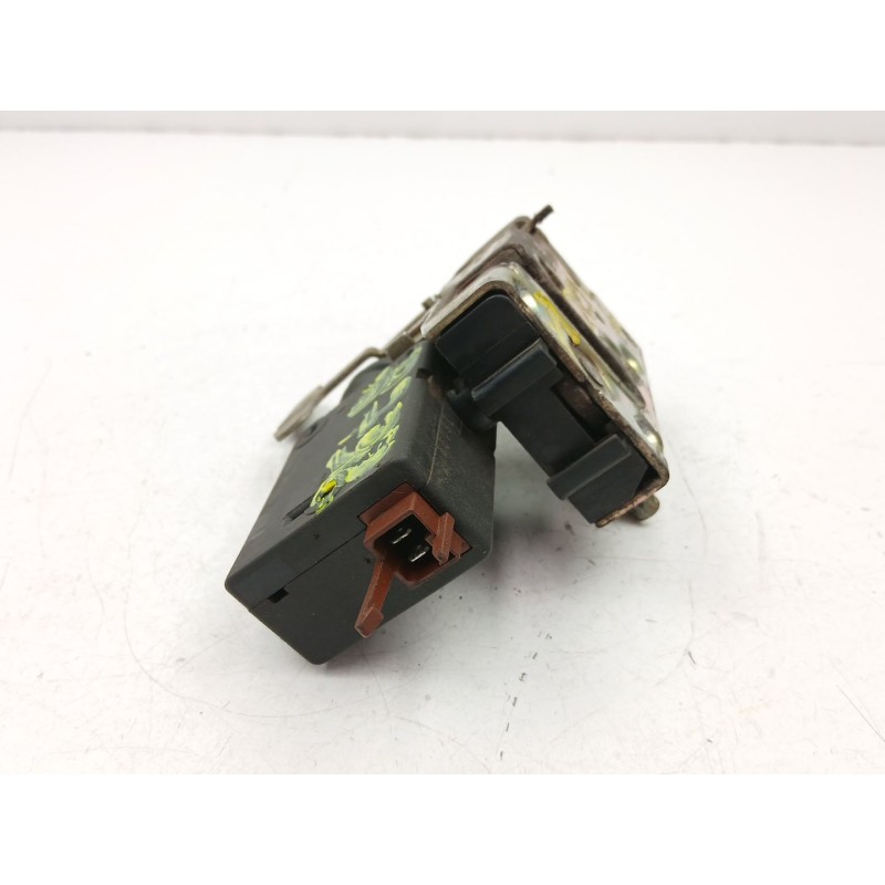 Recambio de cerradura puerta trasera derecha para citroën saxo (s0, s1) 1.5 d referencia OEM IAM 913875  