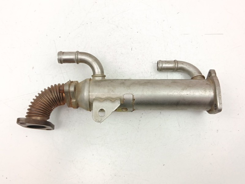 Recambio de enfriador egr para hyundai tucson (jm) 2.0 crdi referencia OEM IAM 2841627400  