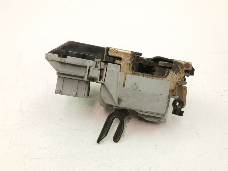 Recambio de cerradura puerta delantera derecha para citroën xsara (n1) 1.9 td referencia OEM IAM 9136J2  