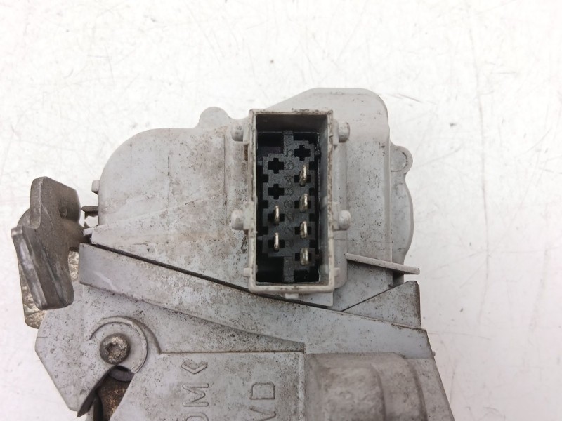 Recambio de cerradura puerta delantera derecha para citroën xsara (n1) 1.9 td referencia OEM IAM 9136J2  