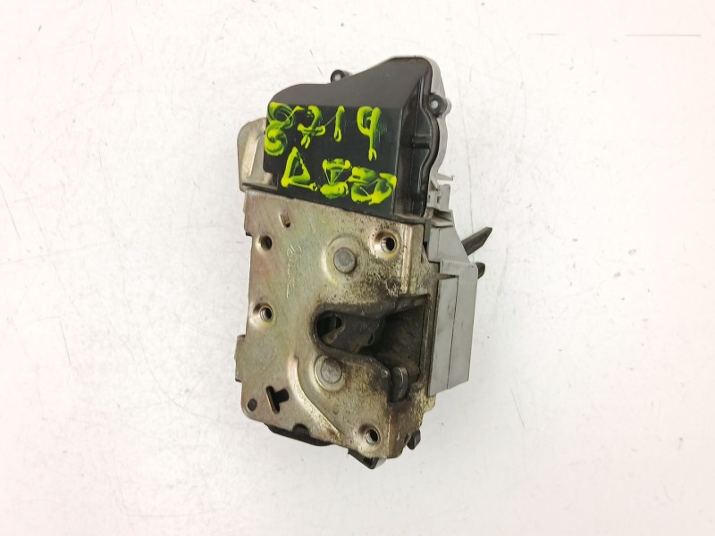 Recambio de cerradura puerta delantera izquierda para citroën xsara (n1) 1.9 td referencia OEM IAM 9135H4  