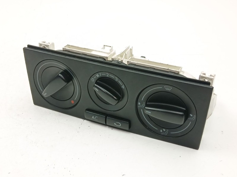 Recambio de mandos calefaccion aire para volkswagen polo (6n2) 1.4 tdi referencia OEM IAM 1J0820045F  