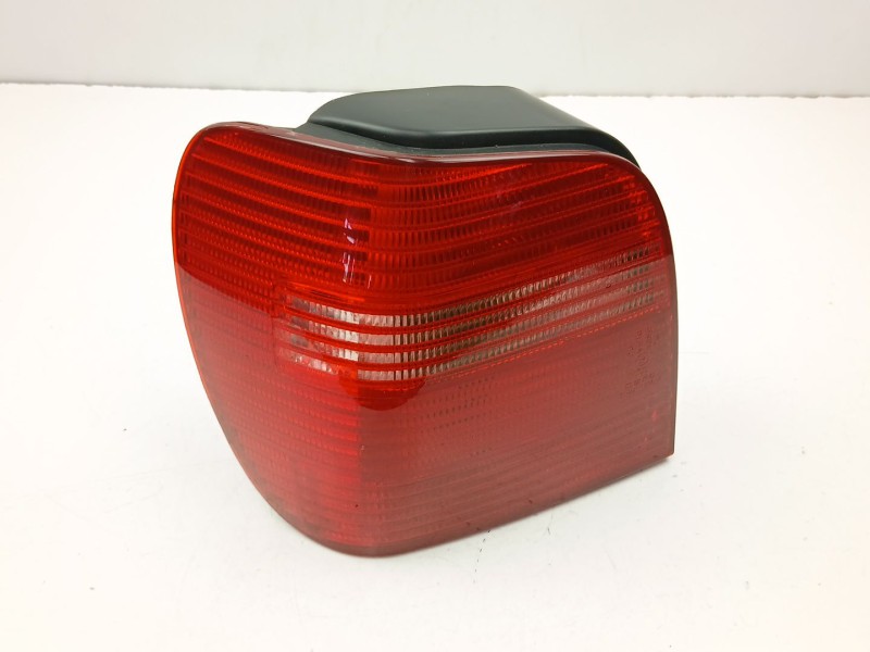 Recambio de piloto trasero izquierdo para volkswagen polo (6n2) 1.4 tdi referencia OEM IAM 6N0945095H  