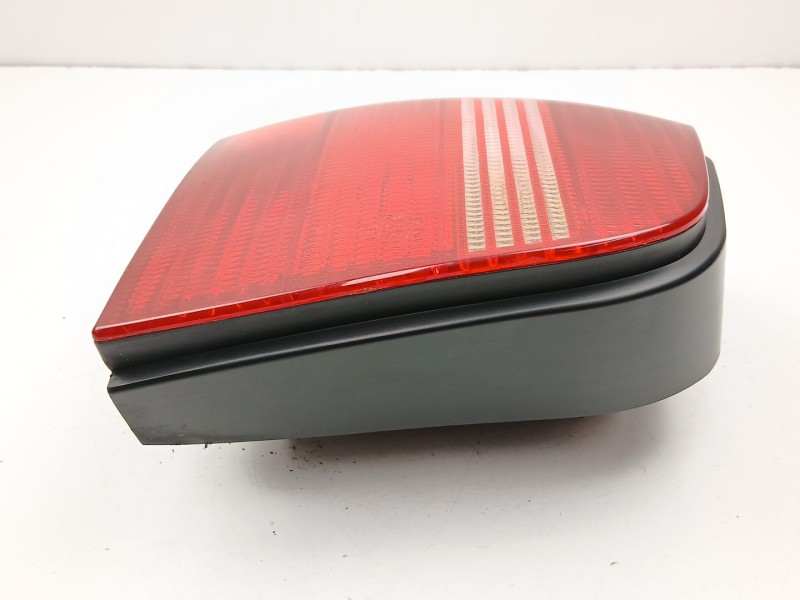 Recambio de piloto trasero izquierdo para volkswagen polo (6n2) 1.4 tdi referencia OEM IAM 6N0945095H  