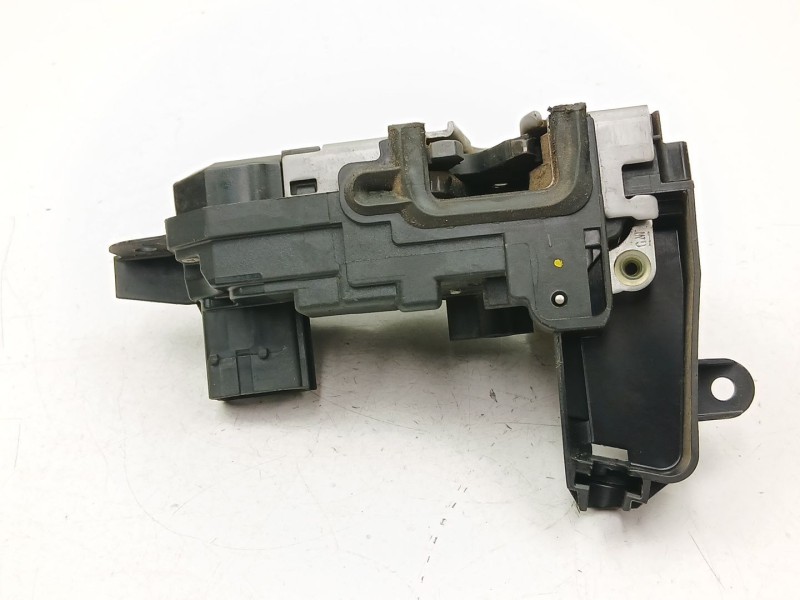 Recambio de cerradura puerta delantera derecha para opel astra h (a04) 1.7 cdti (l48) referencia OEM IAM 13210749  