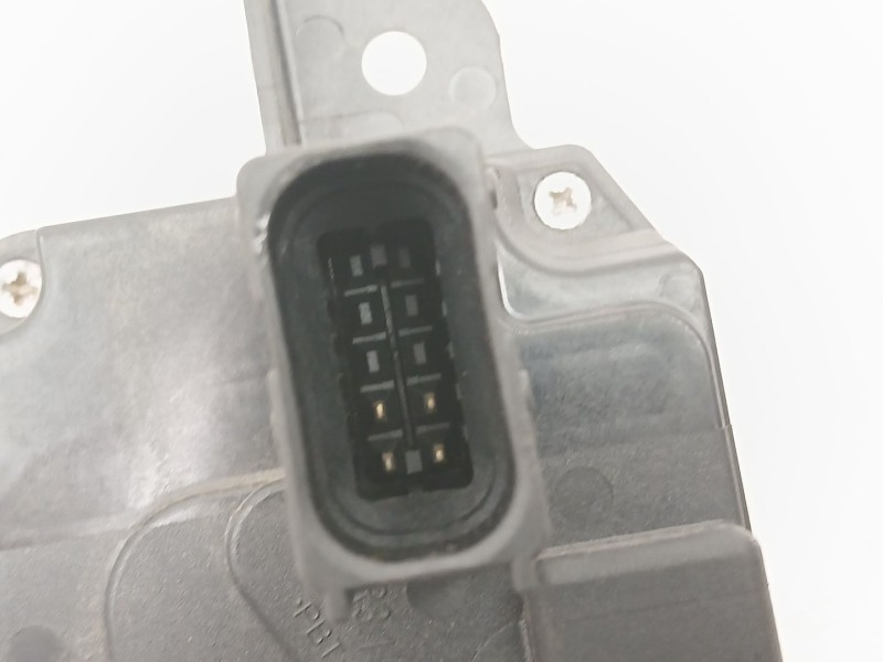 Recambio de cerradura puerta delantera derecha para opel astra h (a04) 1.7 cdti (l48) referencia OEM IAM 13210749  