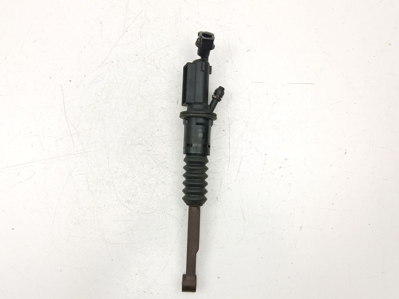 Recambio de bomba embrague para peugeot 5008 (0u_, 0e_) 1.6 hdi referencia OEM IAM 9672937580  