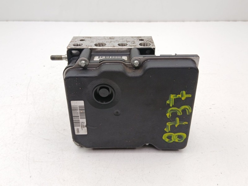 Recambio de abs para peugeot 5008 (0u_, 0e_) 1.6 hdi referencia OEM IAM 9674677580 0265230881 