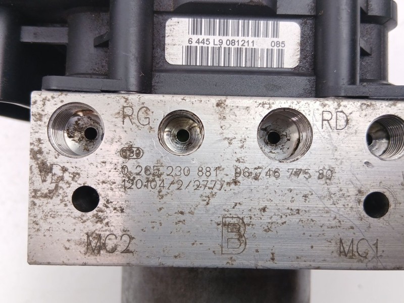 Recambio de abs para peugeot 5008 (0u_, 0e_) 1.6 hdi referencia OEM IAM 9674677580 0265230881 