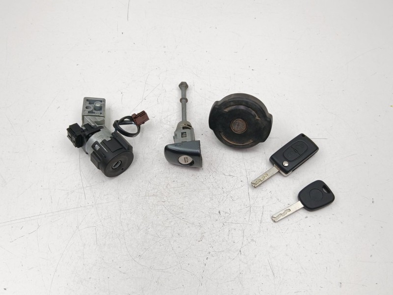 Recambio de conmutador de arranque para peugeot 5008 (0u_, 0e_) 1.6 hdi referencia OEM IAM 4162KF  