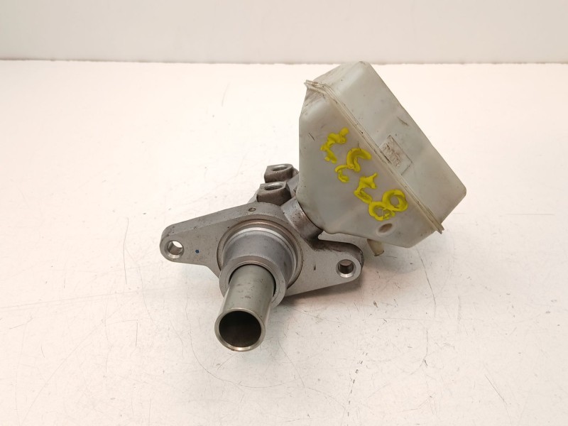 Recambio de bomba de freno para peugeot 5008 (0u_, 0e_) 1.6 hdi referencia OEM IAM 4601T1  