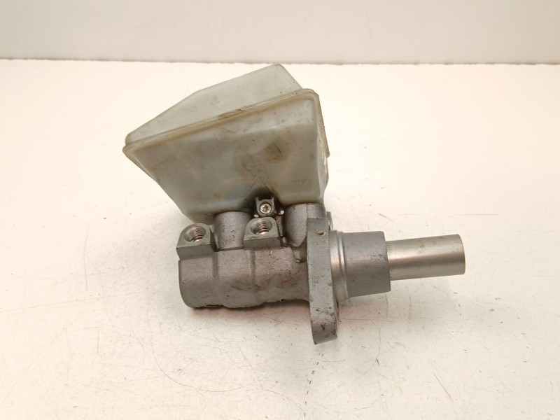 Recambio de bomba de freno para peugeot 5008 (0u_, 0e_) 1.6 hdi referencia OEM IAM 4601T1  