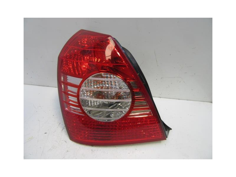 Recambio de piloto trasero izq. : hyundai elantra : 1.6 g (104,96cv) [2004] para hyundai elantra 1.6 g referencia OEM IAM   