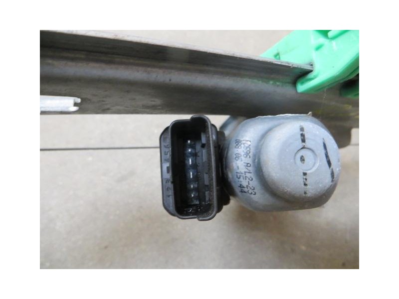 Recambio de elevalunas del-izdo : renault scenic : 1.5 dci k9k 5p [2005] para renault scenic 1.5 dci k9k    5p referencia OEM IA