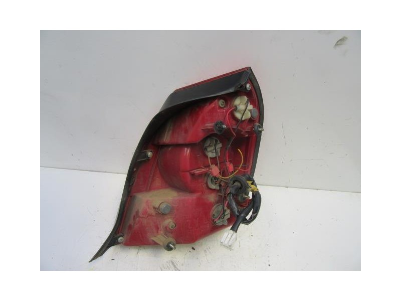 Recambio de piloto trasero izq. : hyundai elantra : 1.6 g (104,96cv) [2004] para hyundai elantra 1.6 g referencia OEM IAM   