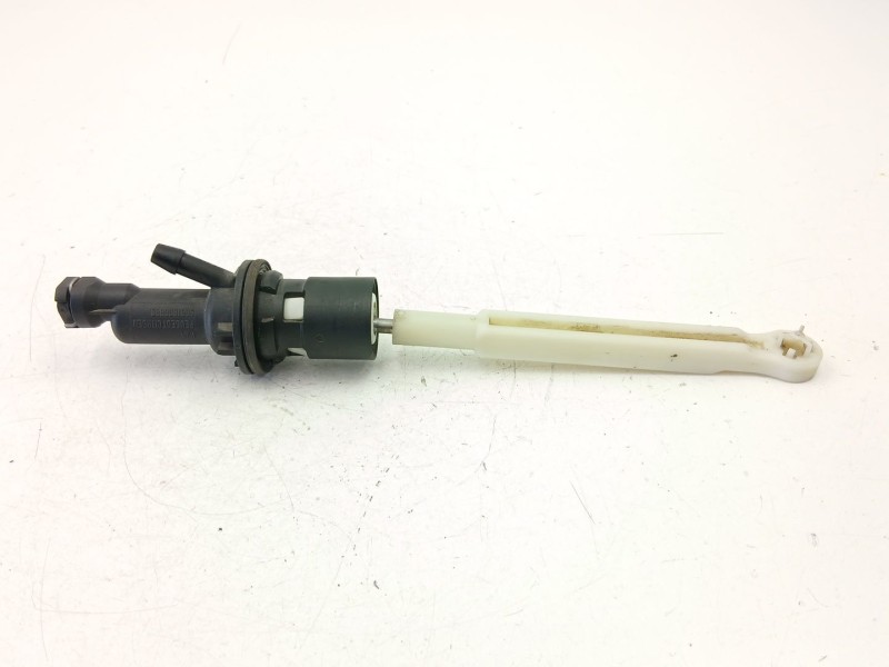 Recambio de bomba embrague para peugeot 308 i (4a_, 4c_) 1.6 16v referencia OEM IAM 9681686880  