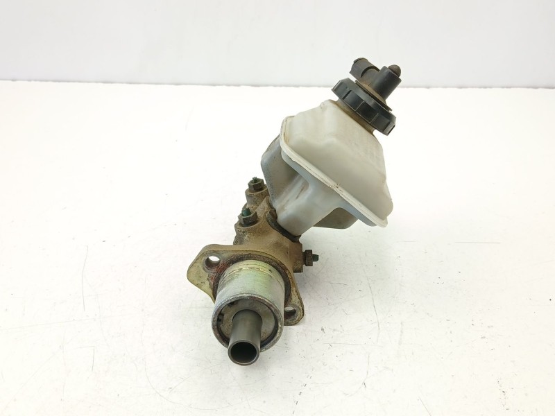 Recambio de bomba de freno para renault 5 1.1 g -c1e referencia OEM IAM 7700726005  