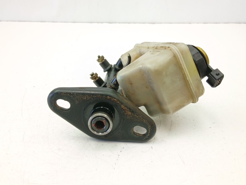 Recambio de bomba de freno para ford fiesta iii (gfj) 1.1 referencia OEM IAM 89FB2140AA  
