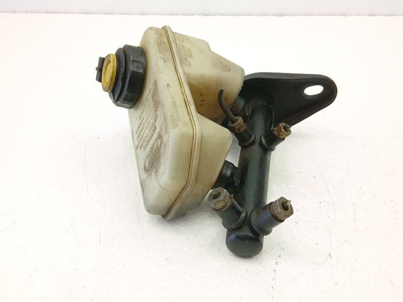 Recambio de bomba de freno para ford fiesta iii (gfj) 1.1 referencia OEM IAM 89FB2140AA  