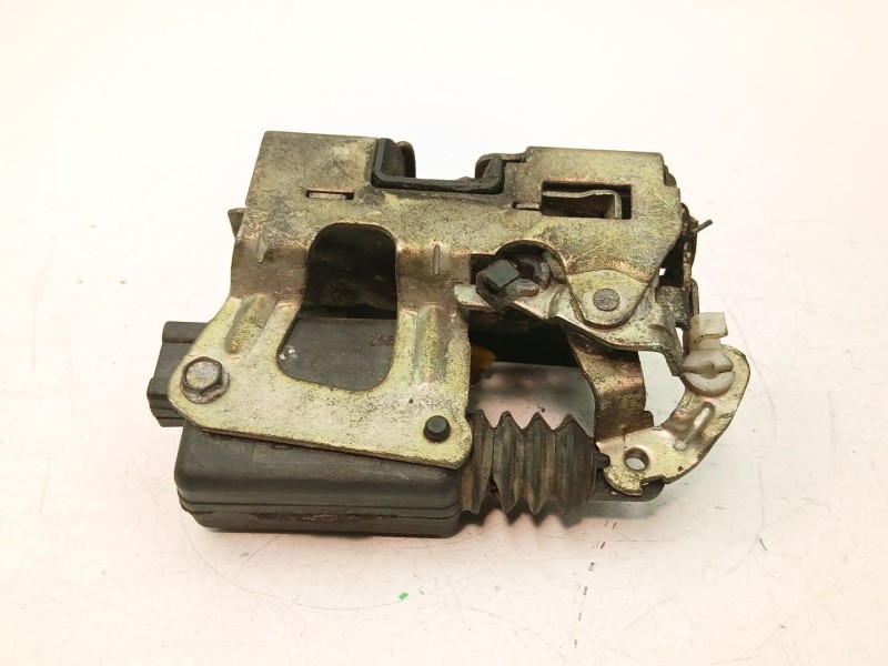 Recambio de cerradura puerta trasera izquierda para renault 19 1.8g-f3p referencia OEM IAM 7701030067  